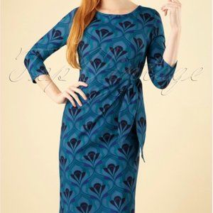 Lien & Giel 3/4 Lyon Retro Pencil Dress in Blue